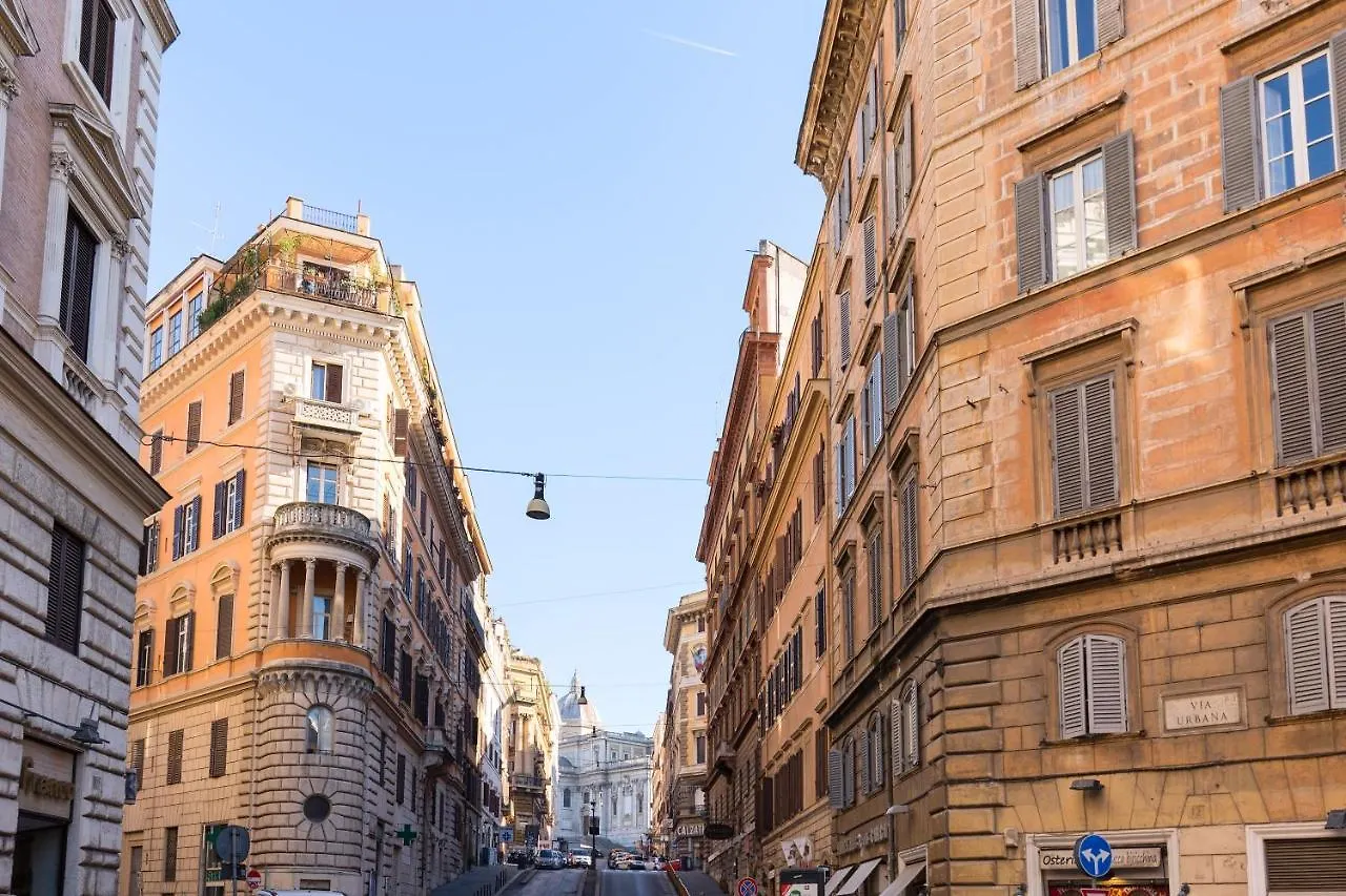 Rome As You Feel - Monti Apartment 0*,