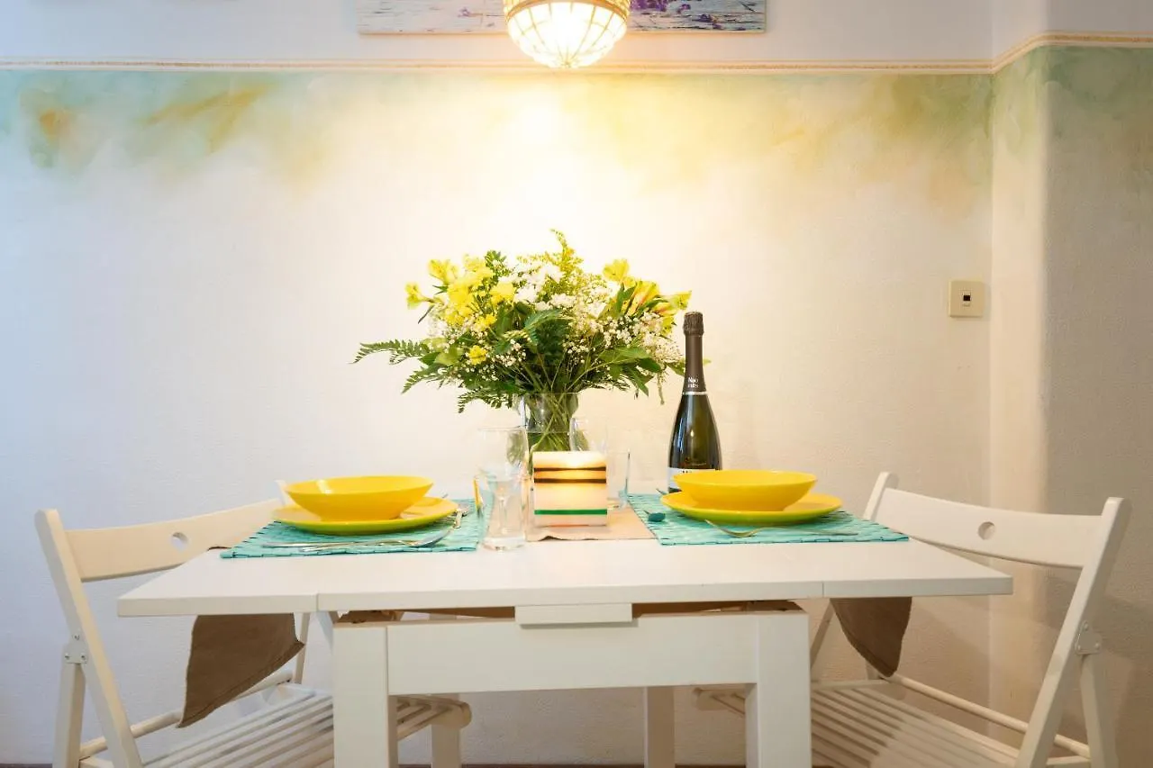 Rome As You Feel - Monti Apartment 0*,  Italy