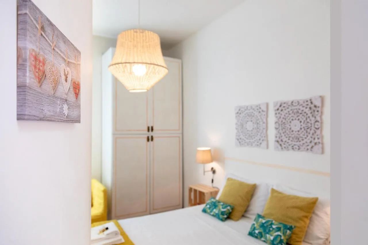 Rome As You Feel - Monti Apartment